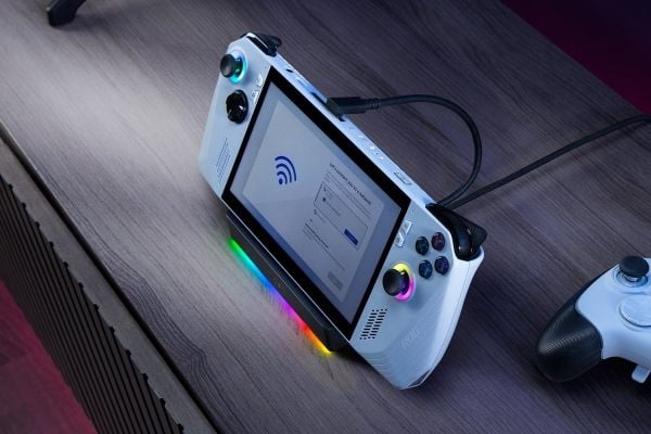 Razer Handheld Dock Chroma - Dokkingstasjon - for bærbar, gaming handheld - USB-C - HDMI - 1GbE
