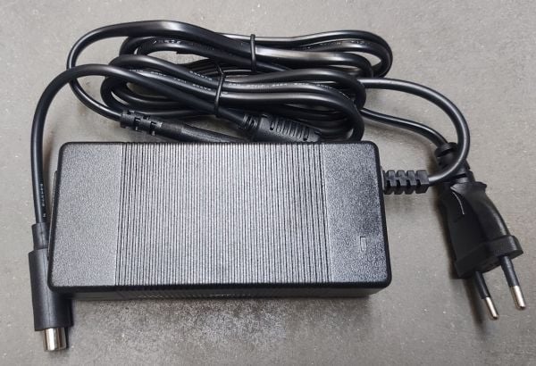 Lader til MCU-Sport el-sparkesykkel HPI20 36V