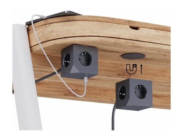 MicroConnect - Effektband - 3-vägs, med magnetisk funktion - ingång: Typ F - utgångskontakter: 6 (3 x strömtyp F, USB, 2 x USB-C) - 1.5 m sladd - m...