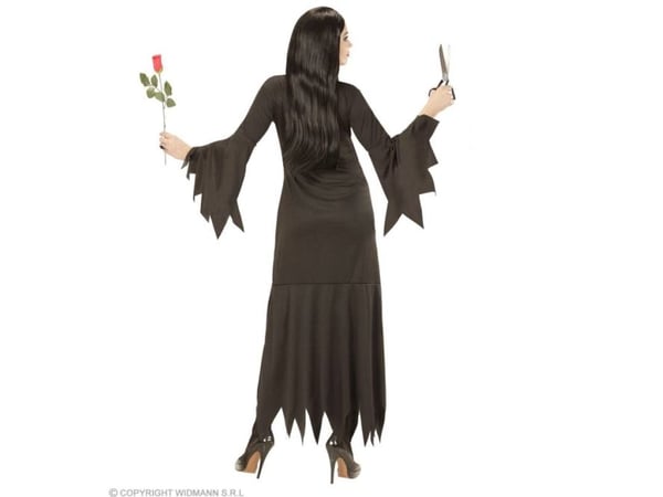 Morticia i kostym
