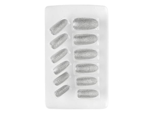 Naglar med silverglitter