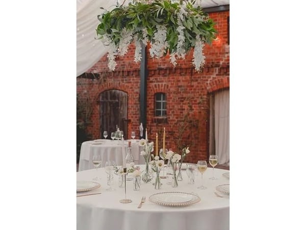 Hvid wisteria blomster guirlande