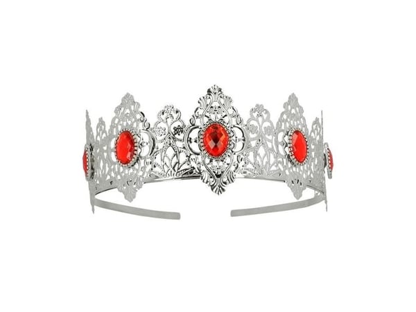 Diadem punaisilla kivillä