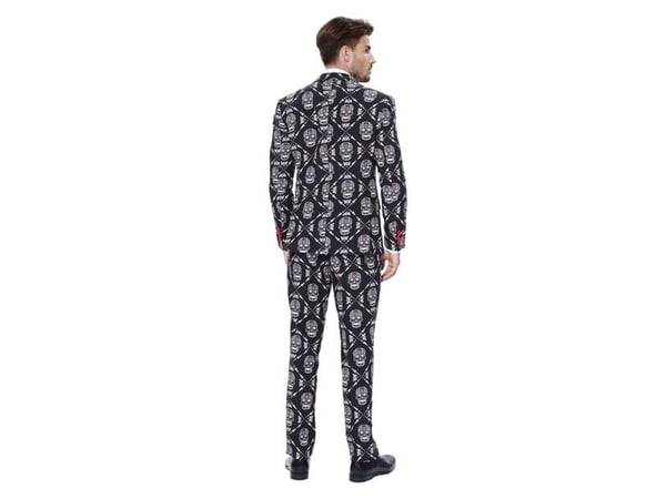 OppoSuit hemsöker man