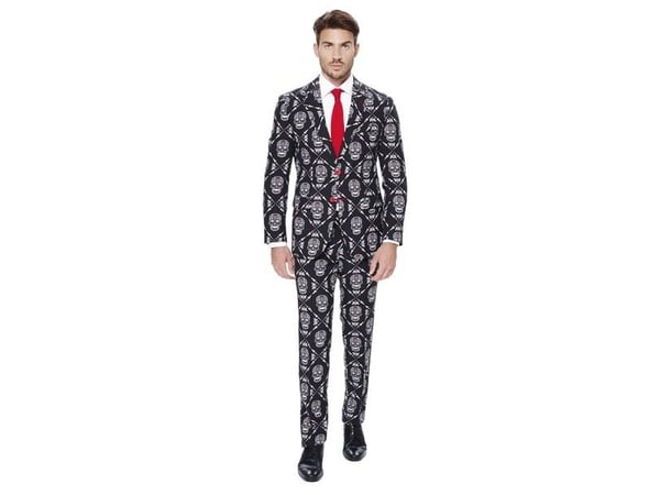 OppoSuit hemsöker man