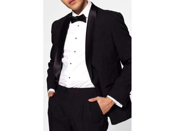 Sort OppoSuit smoking