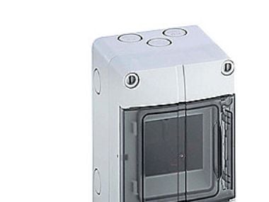 Ryhmäkortti AKe 03, 3 moduulia, PE/N-liittimellä, IP55