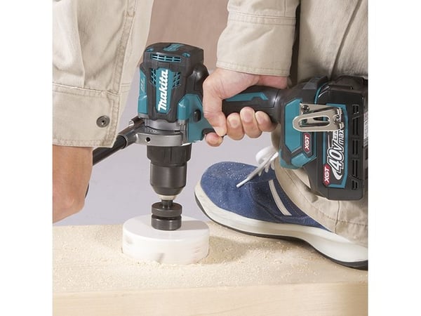 Makita DF001GM201