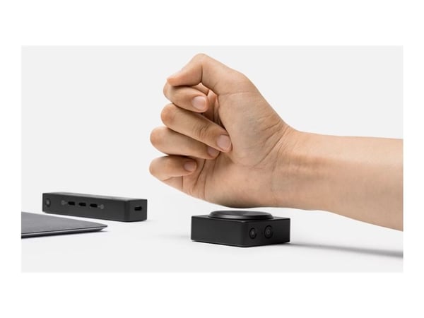 Microsoft Adaptive D-pad -painike, näppäimistö, Bluetooth/USB, musta, Microsoft Adaptive Hub, akku, sisäänrakennettu