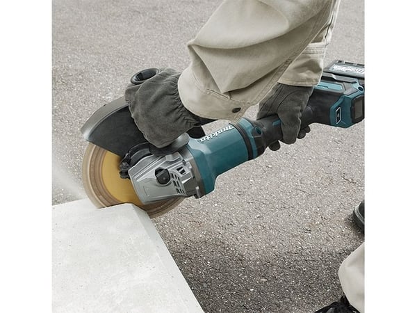 MAKITA.Kulmahiomakone 40V XGT 2x5.0Ah 230mm GA029GZ
