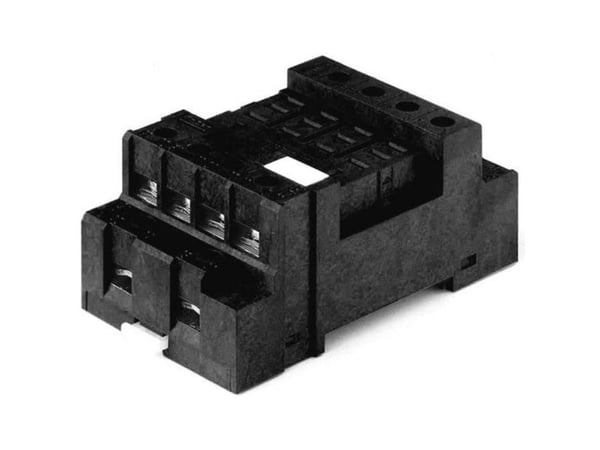 Etsin 96.74.0 Releen pistorasia (L x S x K) 33,5 x 46 x 82,5 mm 10 kpl
