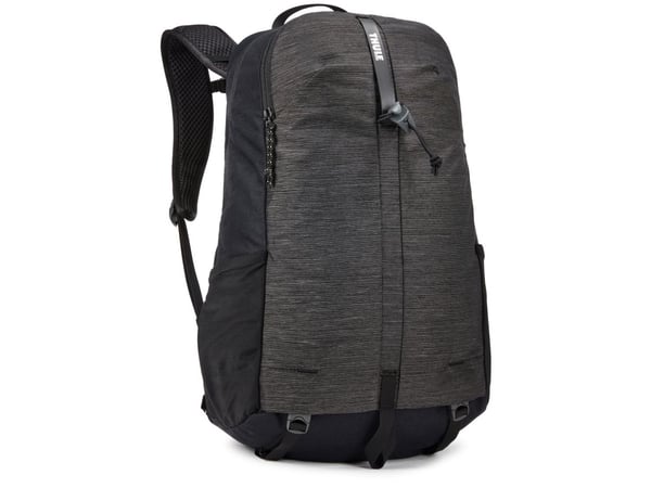 Thule Thule Nanum 18L vaellusreppu - Musta | Thule