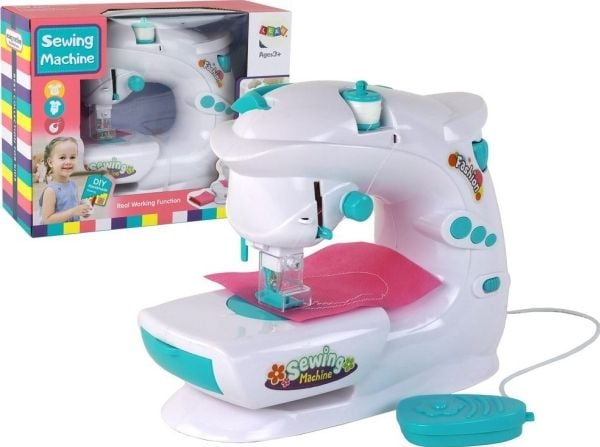 LeanToys lasten ompelukone kuin oikea valkoinen akkukäyttöinen kone LeanToys lasten ompelukone kuin oikea valkoinen akkukäyttöinen kone
