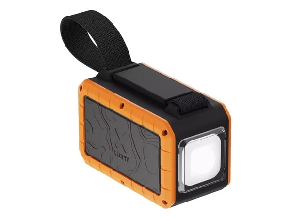 Xtorm XR204, 40000 mAh, Quick Charge 3.0, musta, Oranssi