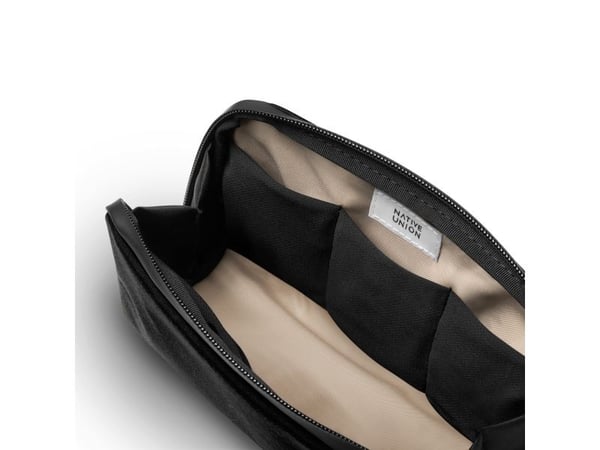 Native Union W.F.A Stow Lite Organizer-tilbehørsveske, svart