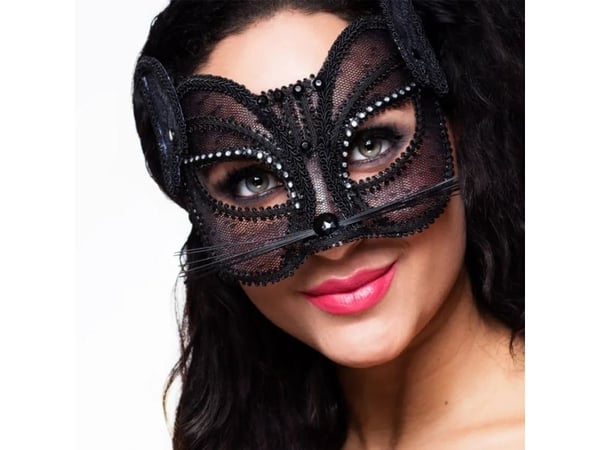 Svart katt halvmask