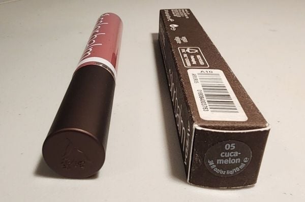 Aveda Feed My Lips Color Balm Nourishing Lip Gloss 05 Cucamelon 10 ml