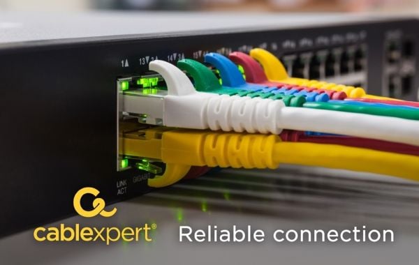 Cablexpert - Koblingskabel - RJ-45 (hann) til RJ-45 (hann) - 10 m - 6.2 mm - S/FTP - CAT 6a - halogenfri, formstøpt, uten hindringer - oransje