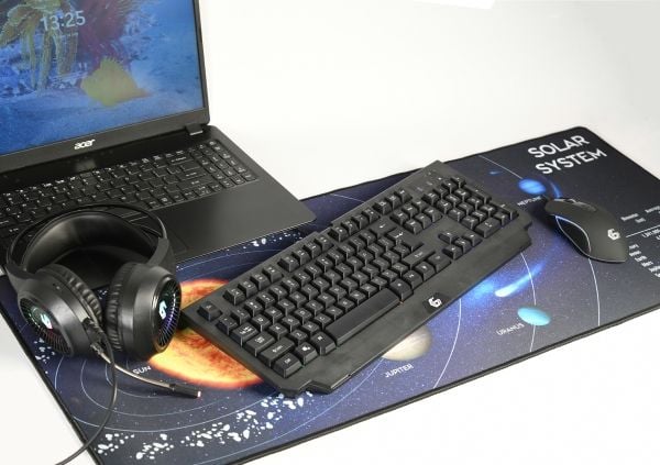 Gembird MP-SOLARSYSTEM-XL-01 - Musematte - ekstra stor - cosmos - svart