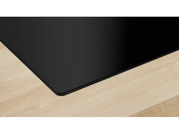 Bosch Serie | 4 PVS811B16E - Induksjonskomfyrtopp - 4 plater - Nisje - bredde: 75 cm - dybde: 49 cm - Klasse B - uten ramme - svart med fallvindutt...