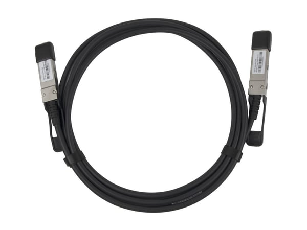 DELTACO - 40GBase-CU direkte tilkoblingskabel - QSFP+ til QSFP+ - 3 m - toakset - passiv - svart