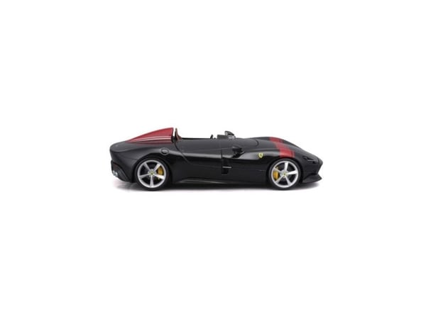 Bburago Ferrari R&amp;P Monza SP1, musta/rot 1:20 Modelbil