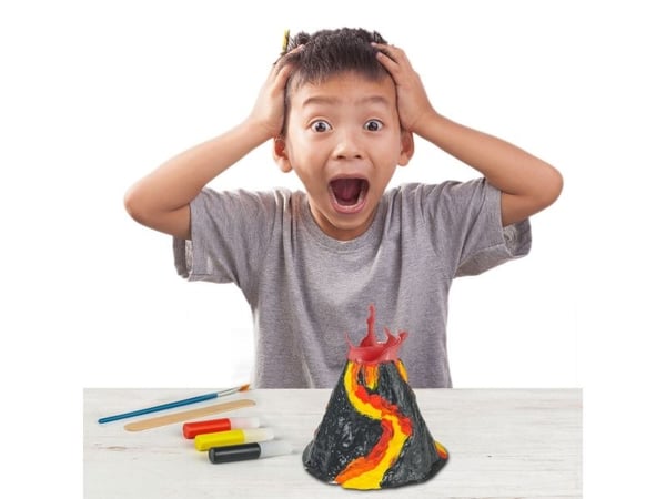 National Geographic Volcano Science Kit