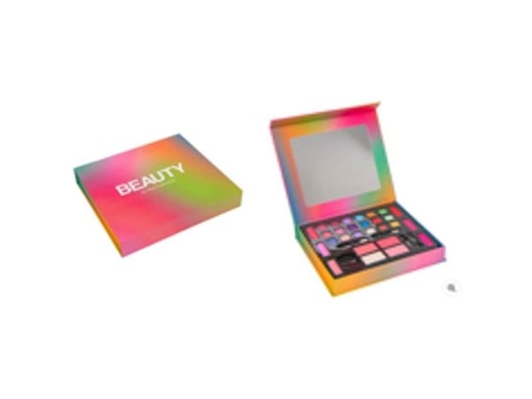 MYA Make Up Beauty Box