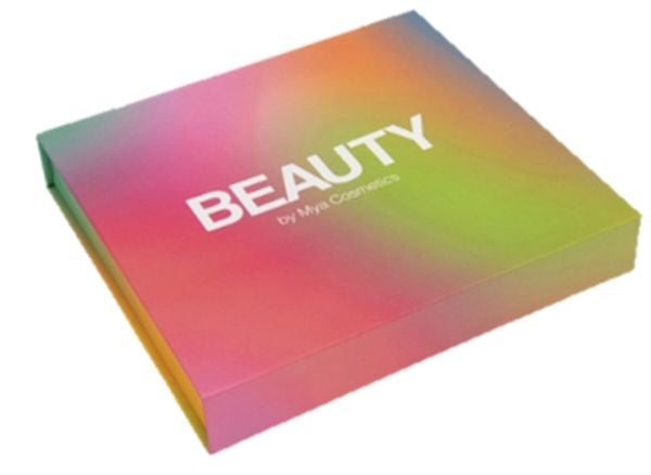 MYA Make Up Beauty Box