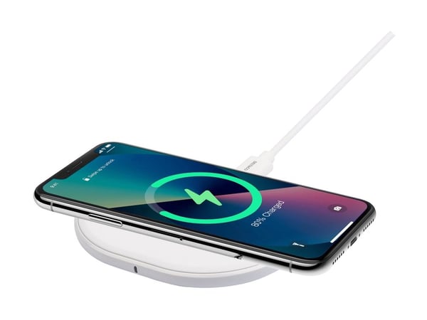DELTACO - Trådløst ladestativ - USB-C, QI sertifisert - 10 watt - Fast Charge - hvit