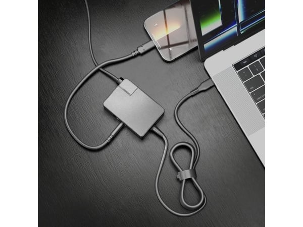 Vuelogic - USB-C &amp; USB-A GaN-laturi - 3-porttinen - 100 W PD - musta