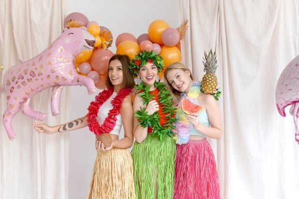Hawaiihalsband mörkrosa 1,2m