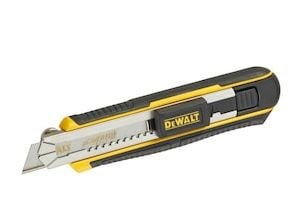 KNIV MED 18 MM BRYTBART BLAD