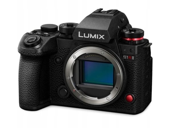 Panasonic Lumix S1RII, 44,3 MP, 16288 x 10848 piksler, CMOS, Berøringsskjerm, 795 g, Svart