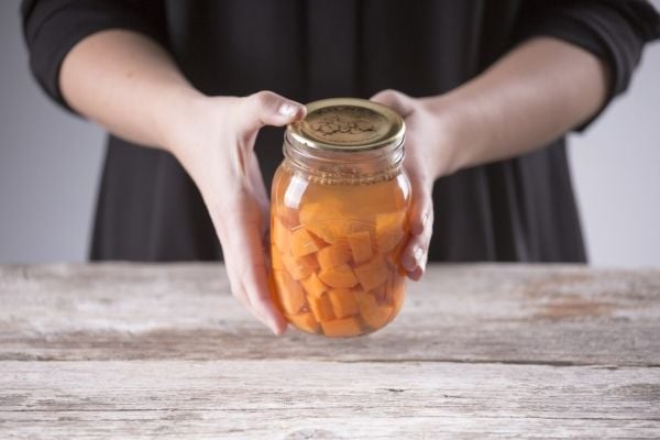 Kilner 12 flaskelokklokk, konserveringskrukker / Kilner