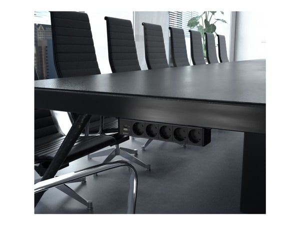 Deltaco OFFICE Under-desk Outlet angled,5 outlet,1x21W A+C USB,GST18, AC + USB A + USB C, CEE 7/3, Vastaanotto, musta, Alumiini, Muovi, 50/60 Hz