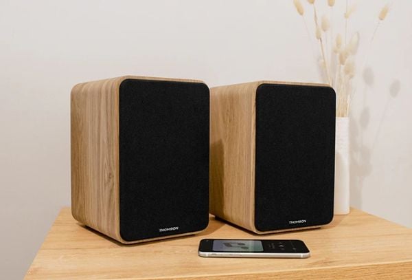 Thomson WS602DUO, 1-suuntainen, 2.0 kanavaa, Langallinen, 30 W, 60 - 20000 Hz, Puu