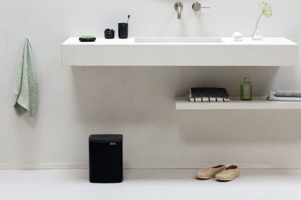Brabantia Bo Waste Bin, 7 l, Rektangulær, Stål, Sort, Stål, Manuell
