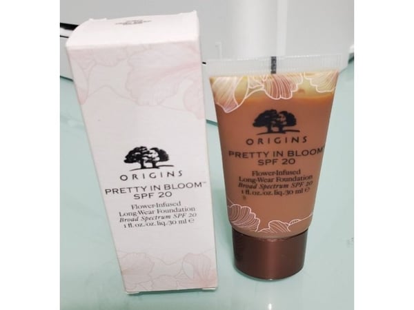 Origins Pretty In Bloom long wearing foundation kräm 740 Very Deep Cool SPF 20 30 ml