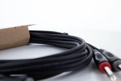 Cordial 14846, 2 x 6.35mm, Hankjønn, 2 x 6.35mm, Hankjønn, 6 m, Svart, Rød