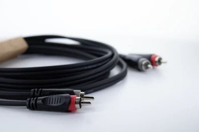 Cordial 14836, 2 x RCA, Hankjønn, 2 x RCA, Hankjønn, 1,5 m, Svart, Rød
