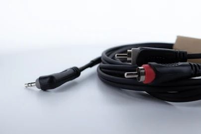 Cordial 14859, 3.5mm, Hankjønn, 2 x RCA, Hankjønn, 1,5 m, Svart