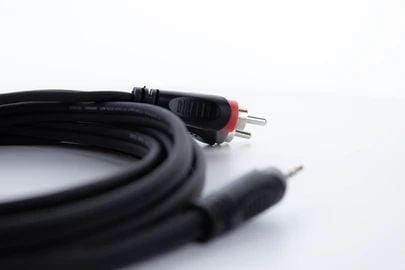 Cordial 14854, 3.5mm, Hankjønn, 2 x RCA, Hankjønn, 1 m, Svart, Grå, Rød