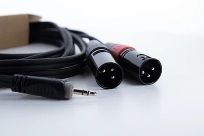 Cordial EY 1 WMM, 3.5mm, Hankjønn, 2 x XLR (3-pin), Hunkjønn, 1 m, Svart