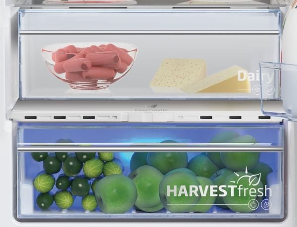 Beko BCNA306E5ZSN, 284 l, Ikke-frost (kjøleskap), SN-T, 32 dB, D, Fresh zone compartment