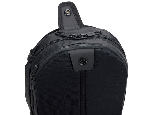 Thule Tact TACTSL08, Mann, Diagonalt hengende bag, Glidelås, Mobillomme, Nøkkellomme, Pennelomme, Nettbrettslomme, Glidelåslomme, 17,8 cm (7"), Sort