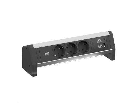 Bachmann DESK1 3xCEE7/3 USB-laturilla A/C (902.1667) Bachmann DESK1 3xCEE7/3 USB-laturilla A/C (902.1667)