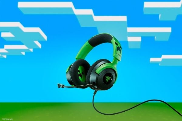 Razer Kraken V4 X - Minecraft Edition - hodesett - full størrelse - kablet - USB-C - lydisolerende