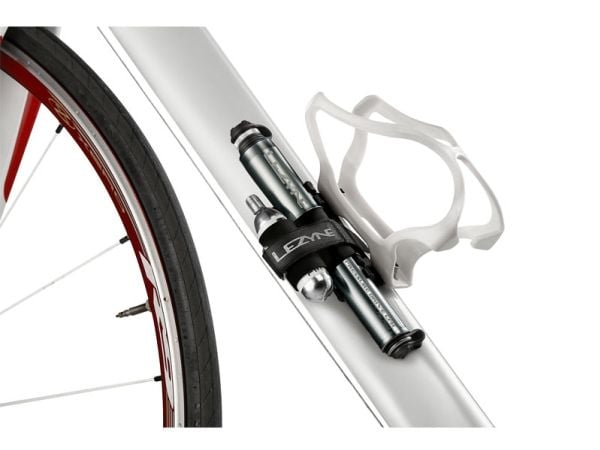 Lezyne håndpumpe Pressure Drive CFH | 120 psi | metallslange | CO2 + 1x 16g patron | grafitt