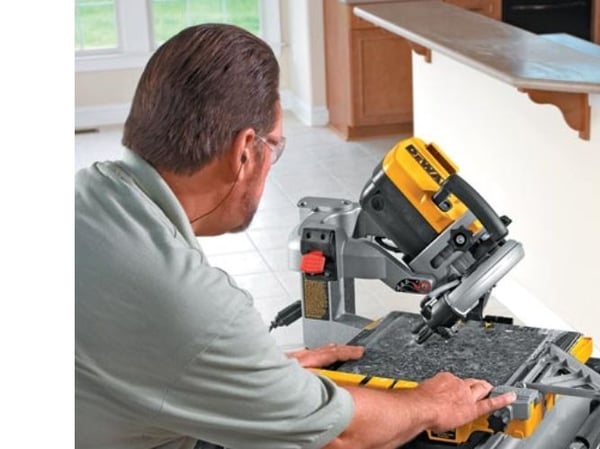 DeWALT D24000, 4200 RPM, 103 dB, AC, 1600 W, 690 mm, 860 mm